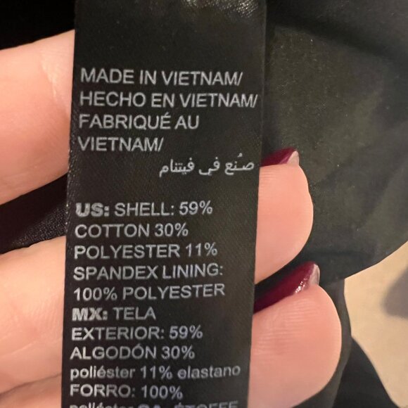 White House Black Market 2 Button Stretch Black Blazer (Washable!) Size 8 - Picture 2 of 5